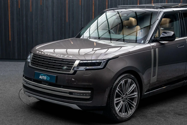 Vehicle Image 5