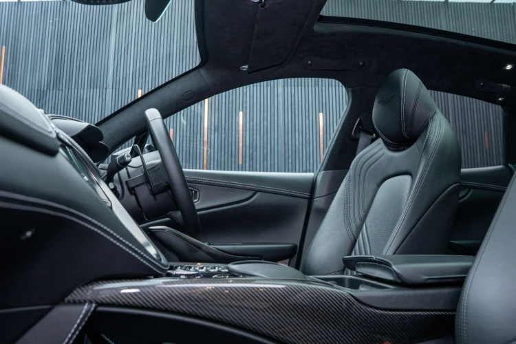 Vehicle Image 36