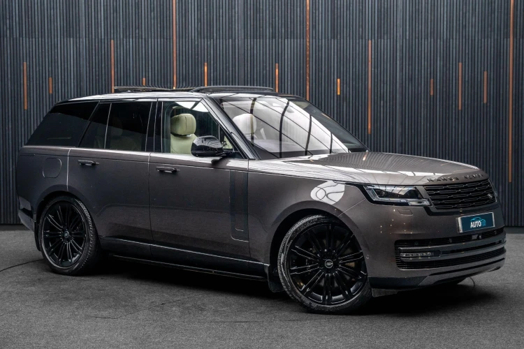 Vehicle Image 5