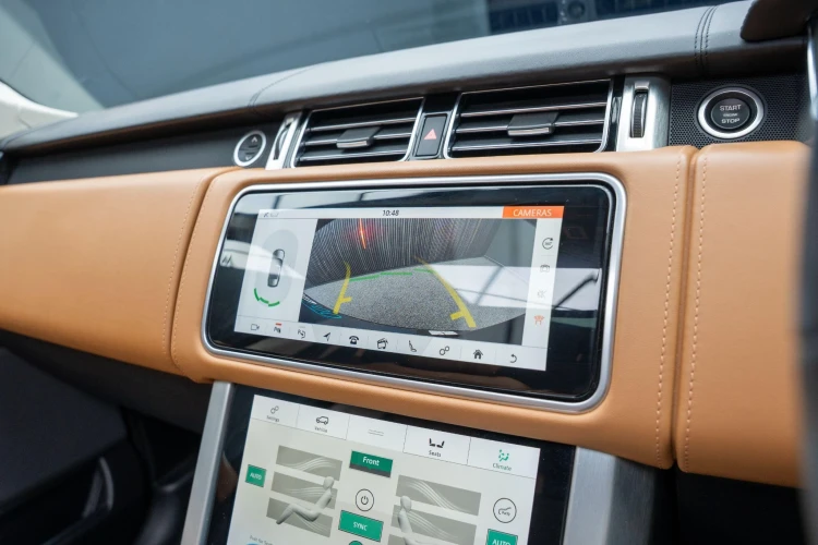 Vehicle Image 8