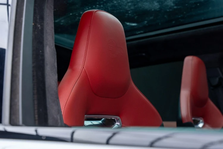 Vehicle Image 36
