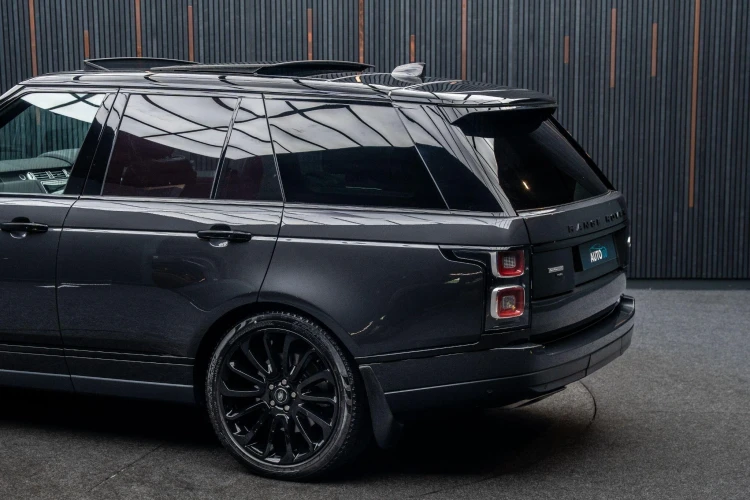 Vehicle Image 18