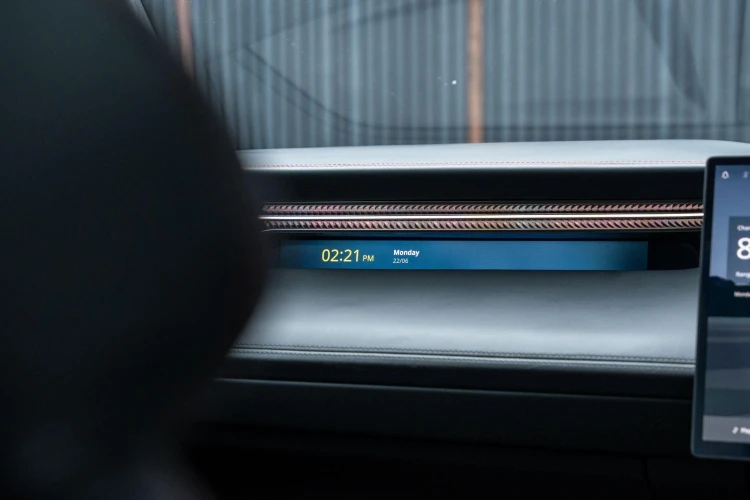 Vehicle Image 10