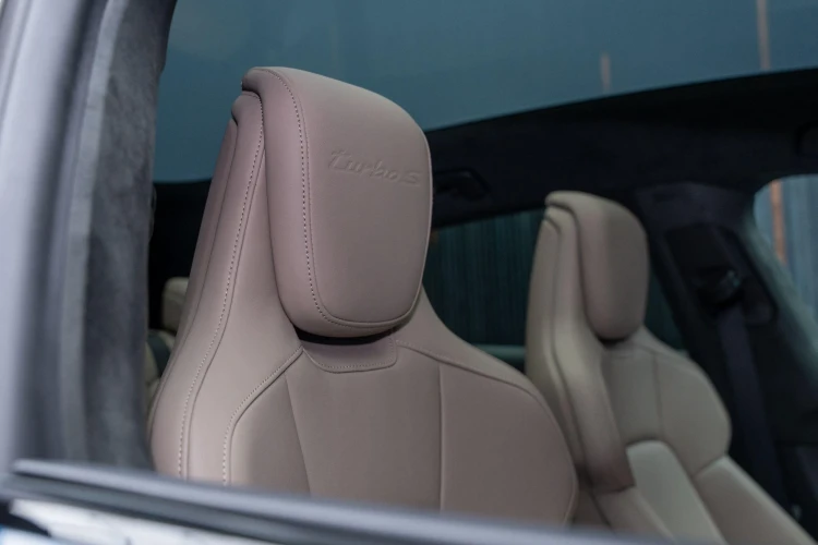 Vehicle Image 31