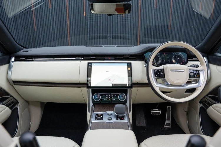 Vehicle Image 38