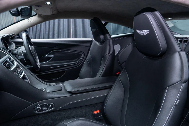 Vehicle Image 31