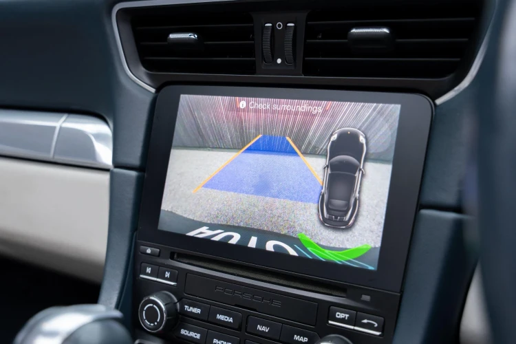Vehicle Image 10