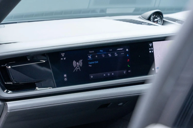 Vehicle Image 10