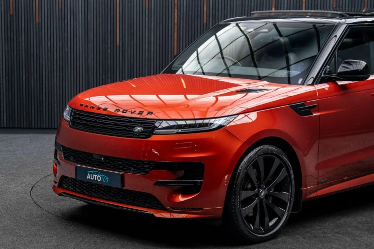 Vehicle Image 5