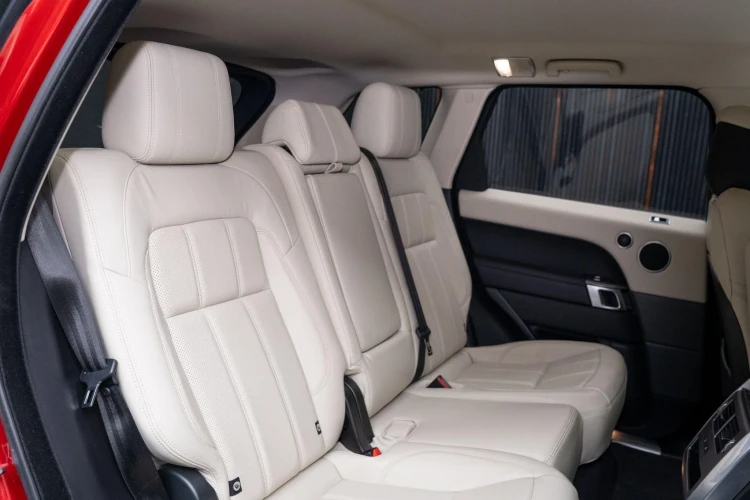 Vehicle Image 14