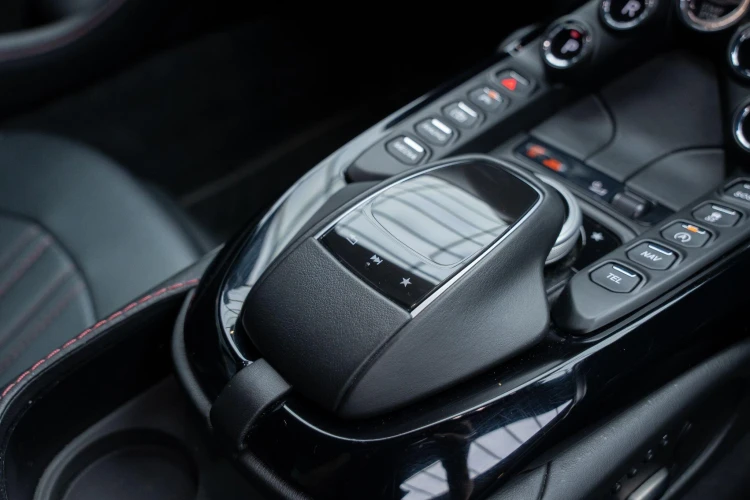 Vehicle Image 22