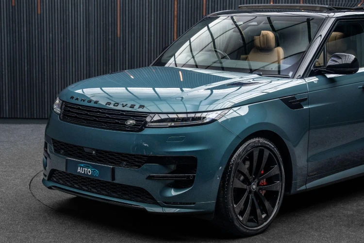 Vehicle Image 5