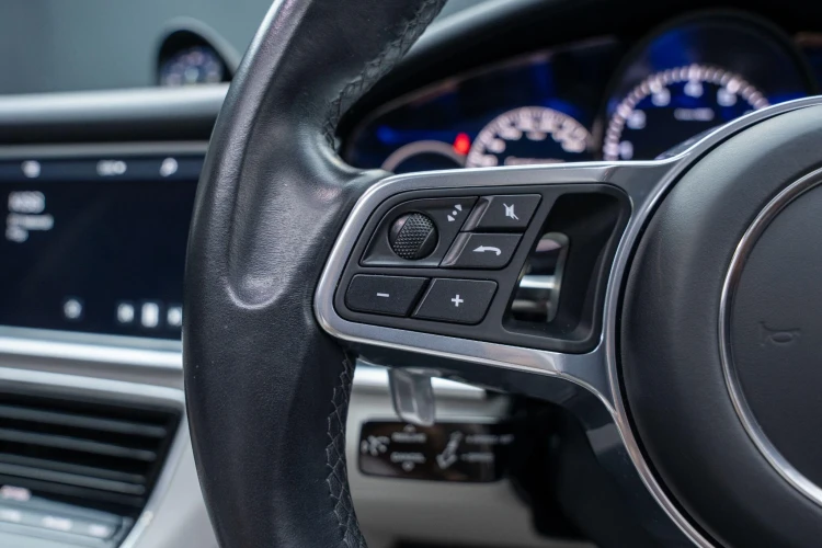 Vehicle Image 20