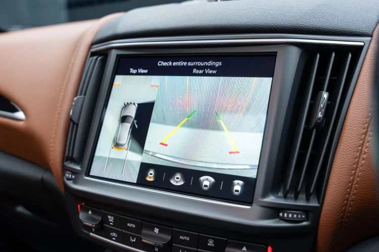 Vehicle Image 7