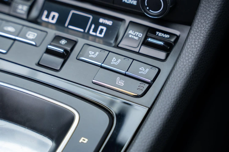 Vehicle Image 20