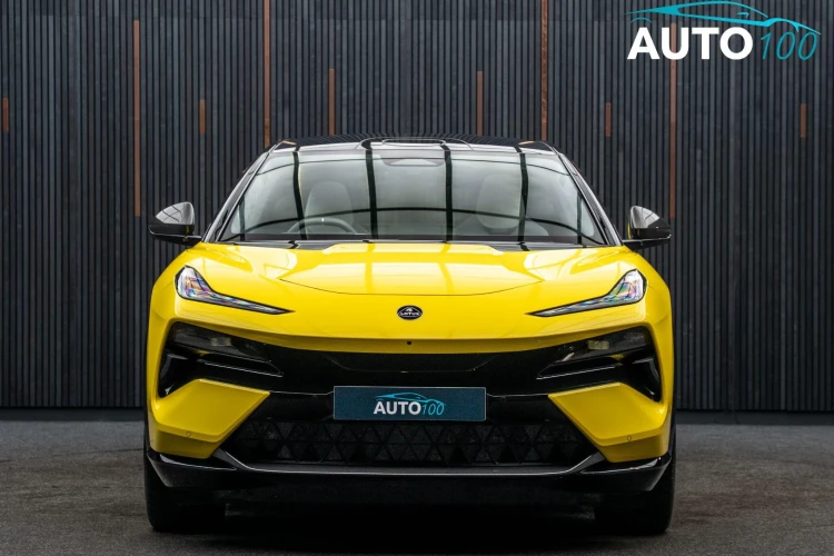 Vehicle Image 11
