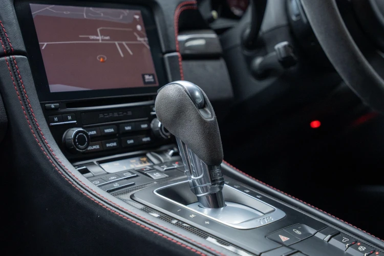Vehicle Image 37