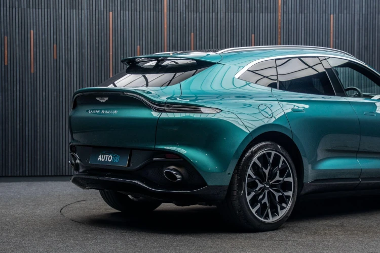 Vehicle Image 21