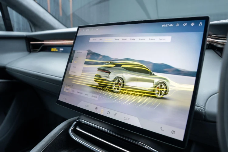 Vehicle Image 10