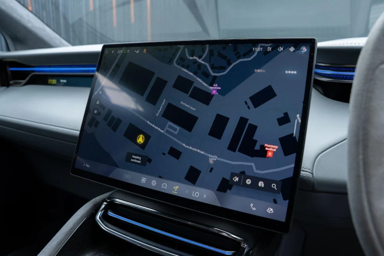 Vehicle Image 10