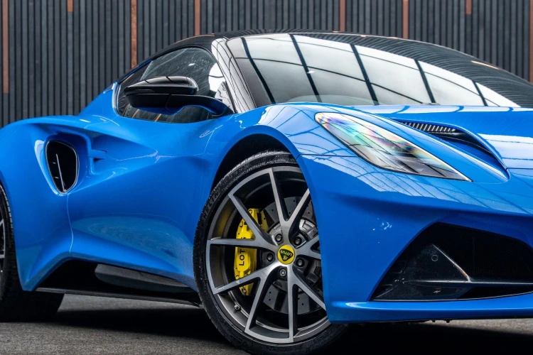 Vehicle Image 7