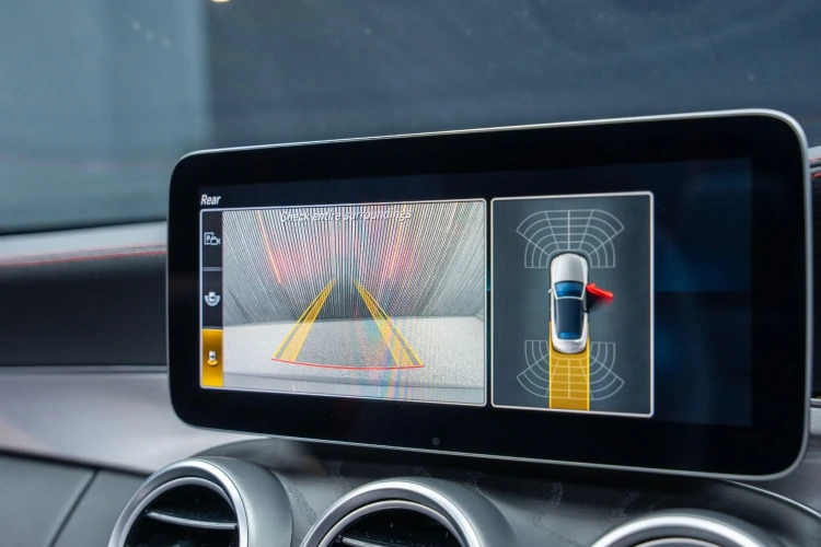 Vehicle Image 6