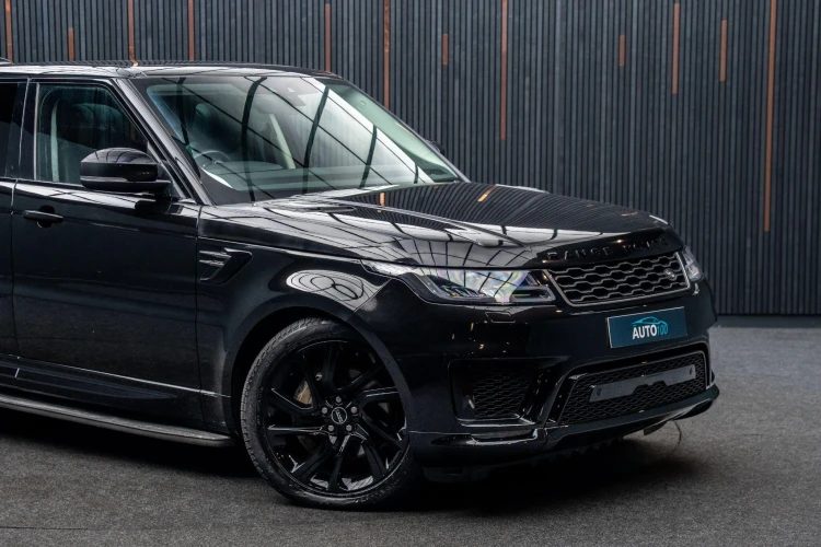 Vehicle Image 9