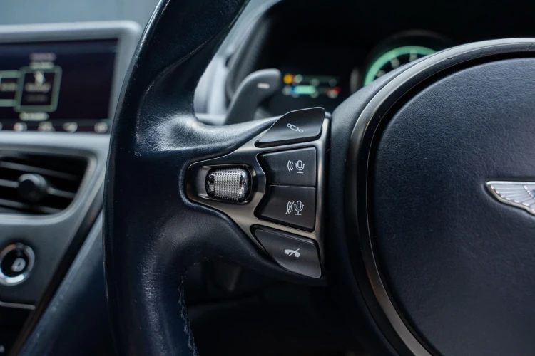 Vehicle Image 22
