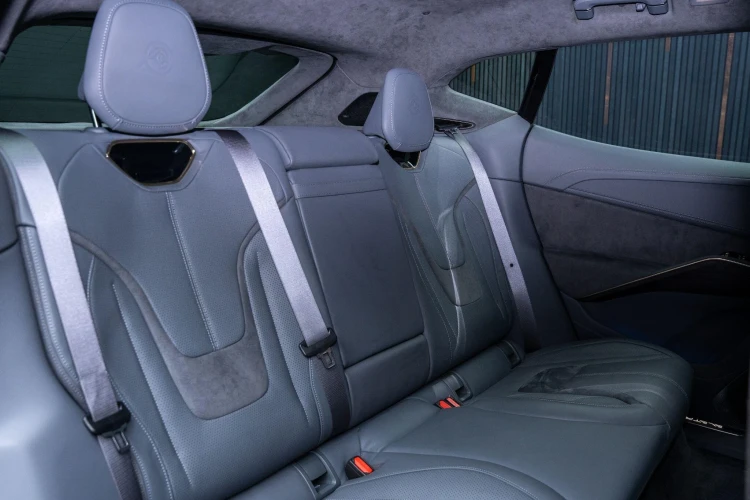 Vehicle Image 14