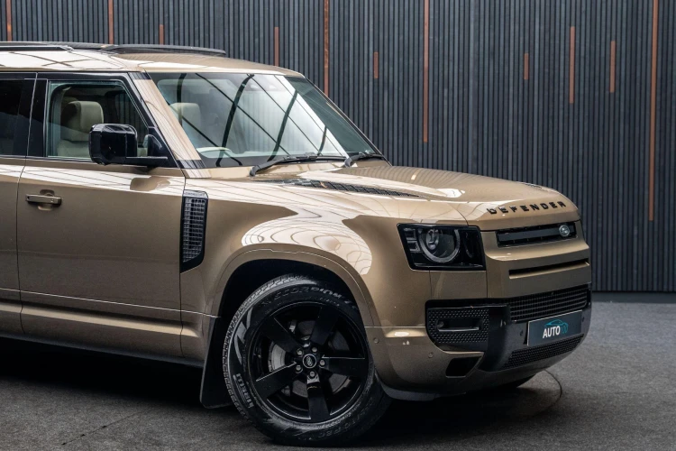 Vehicle Image 9