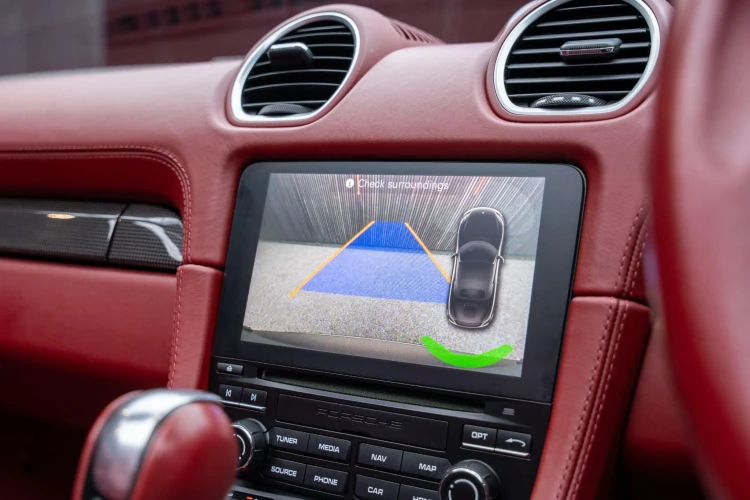 Vehicle Image 10