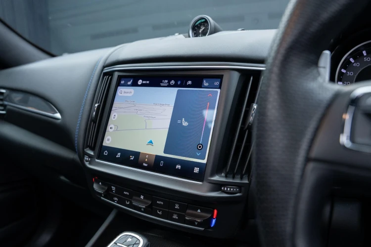 Vehicle Image 11