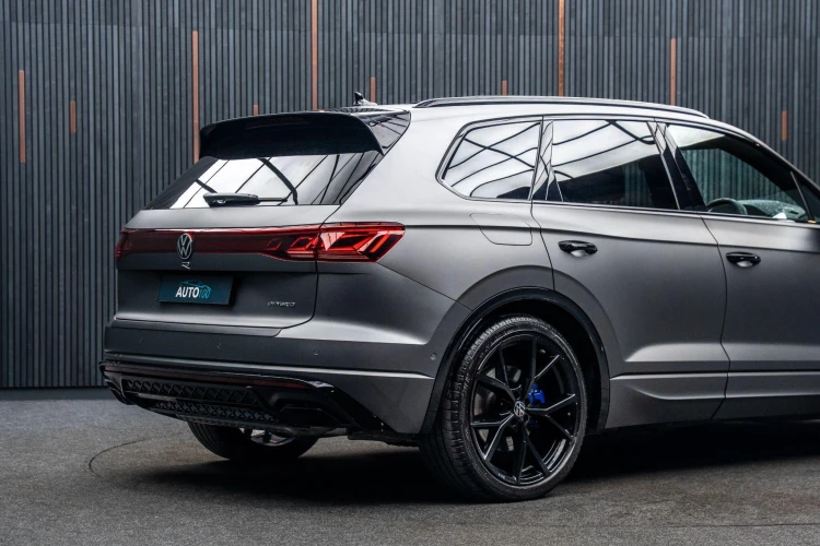 Vehicle Image 21