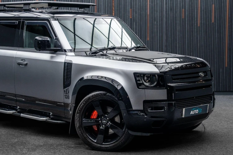 Vehicle Image 9