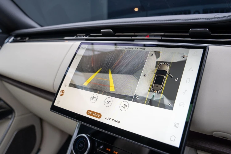 Vehicle Image 8