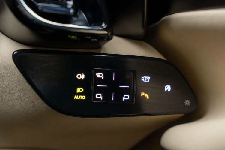 Vehicle Image 41