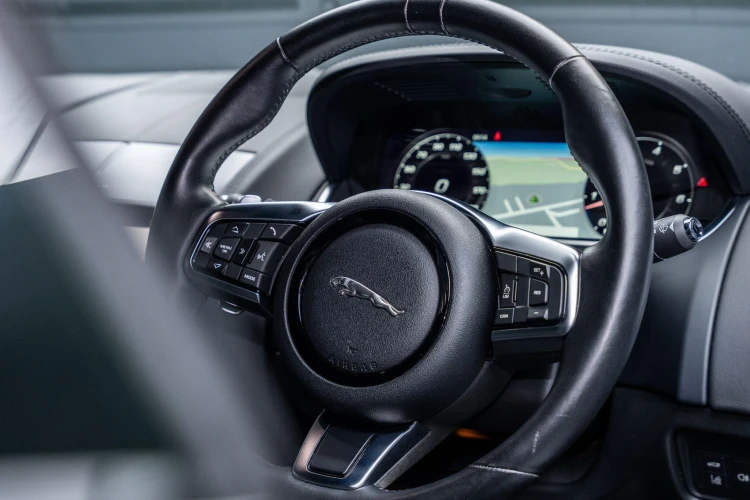 Vehicle Image 36