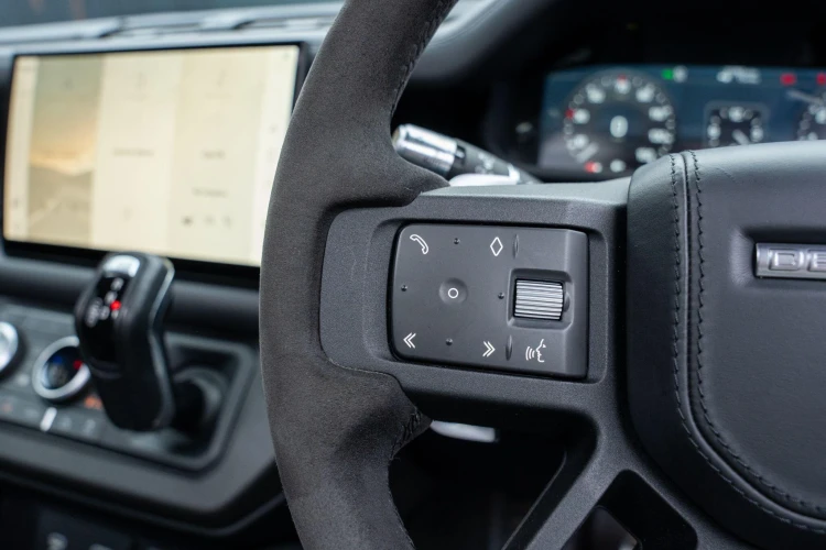 Vehicle Image 22