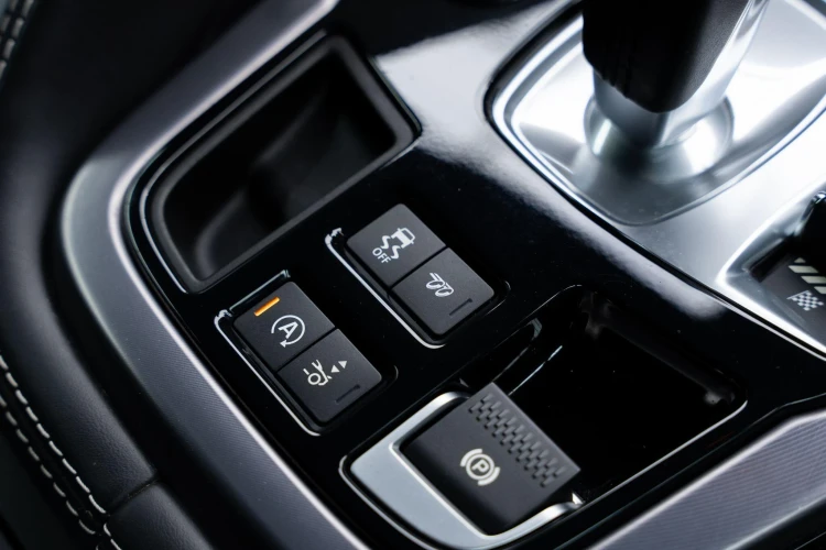 Vehicle Image 36
