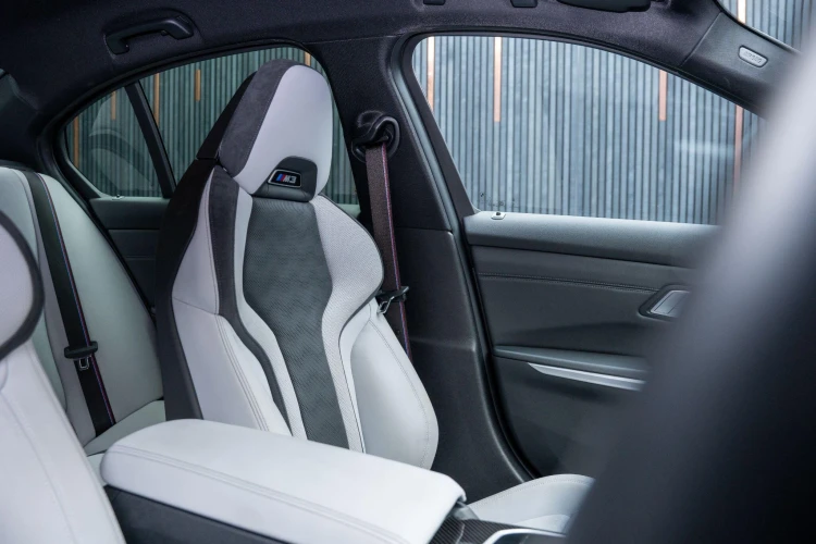 Vehicle Image 37