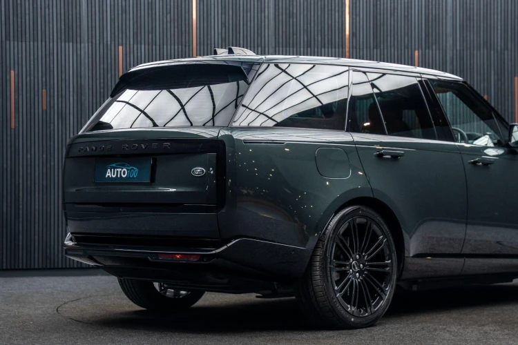 Vehicle Image 21
