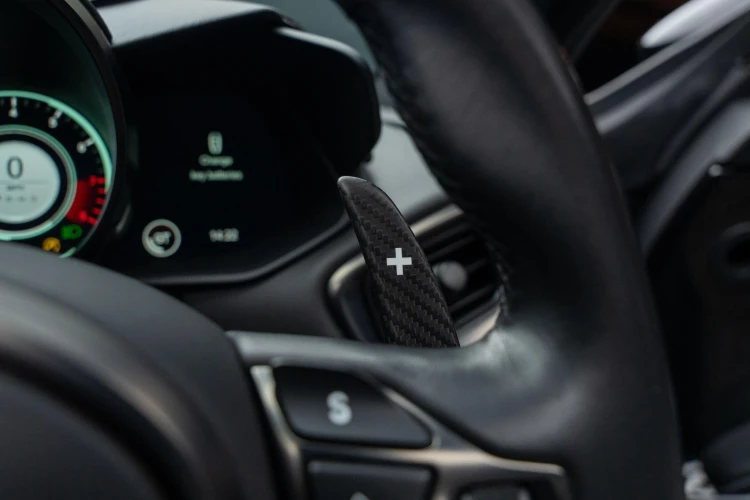 Vehicle Image 30