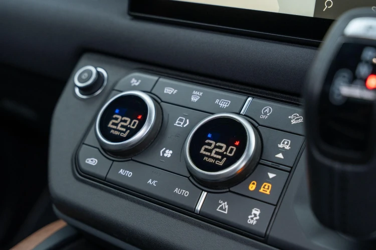 Vehicle Image 20