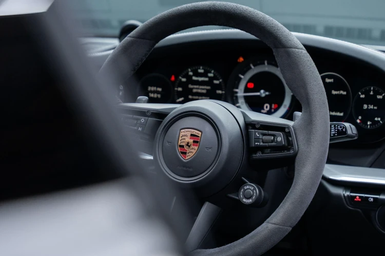 Vehicle Image 36