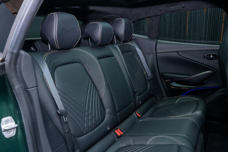 Vehicle Image 15
