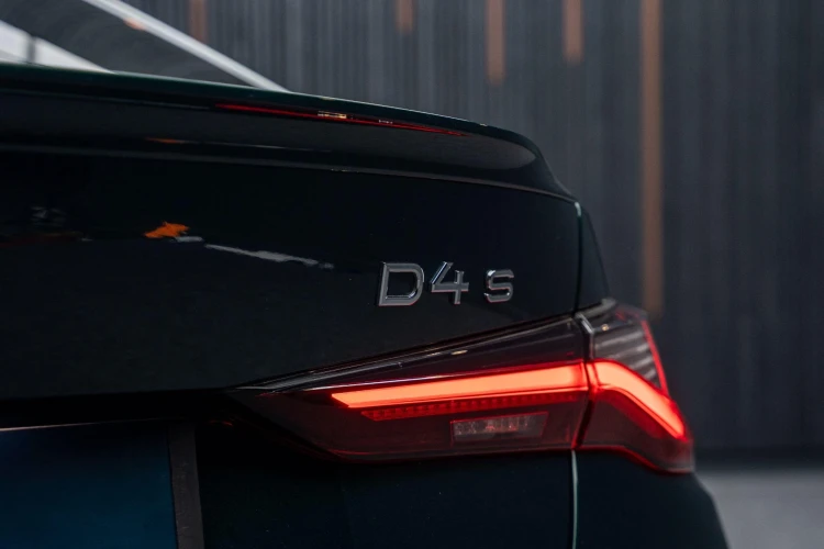 Vehicle Image 31