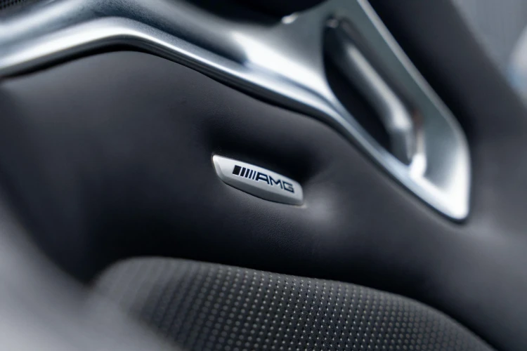 Vehicle Image 37
