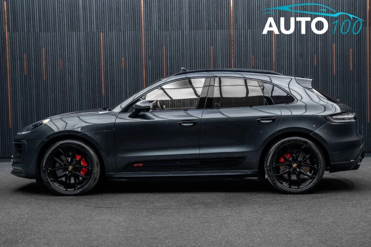 Vehicle Image 15