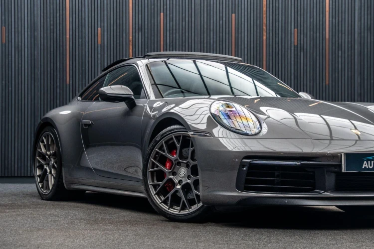 Vehicle Image 7