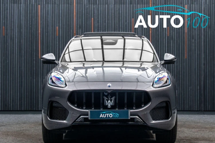Vehicle Image 11